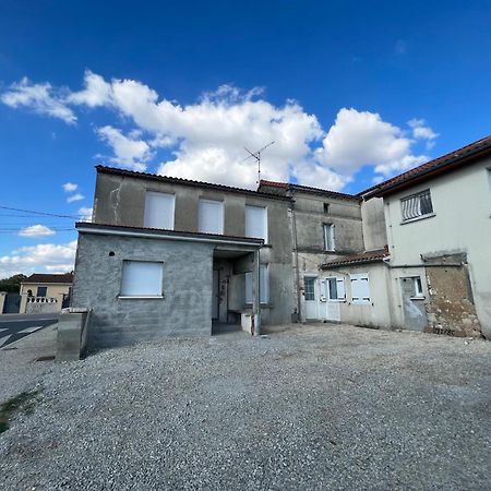 178C - Duplex T2 Tout Confort Du Gond - 60 M2 Le Gond-Pontouvre Luaran gambar